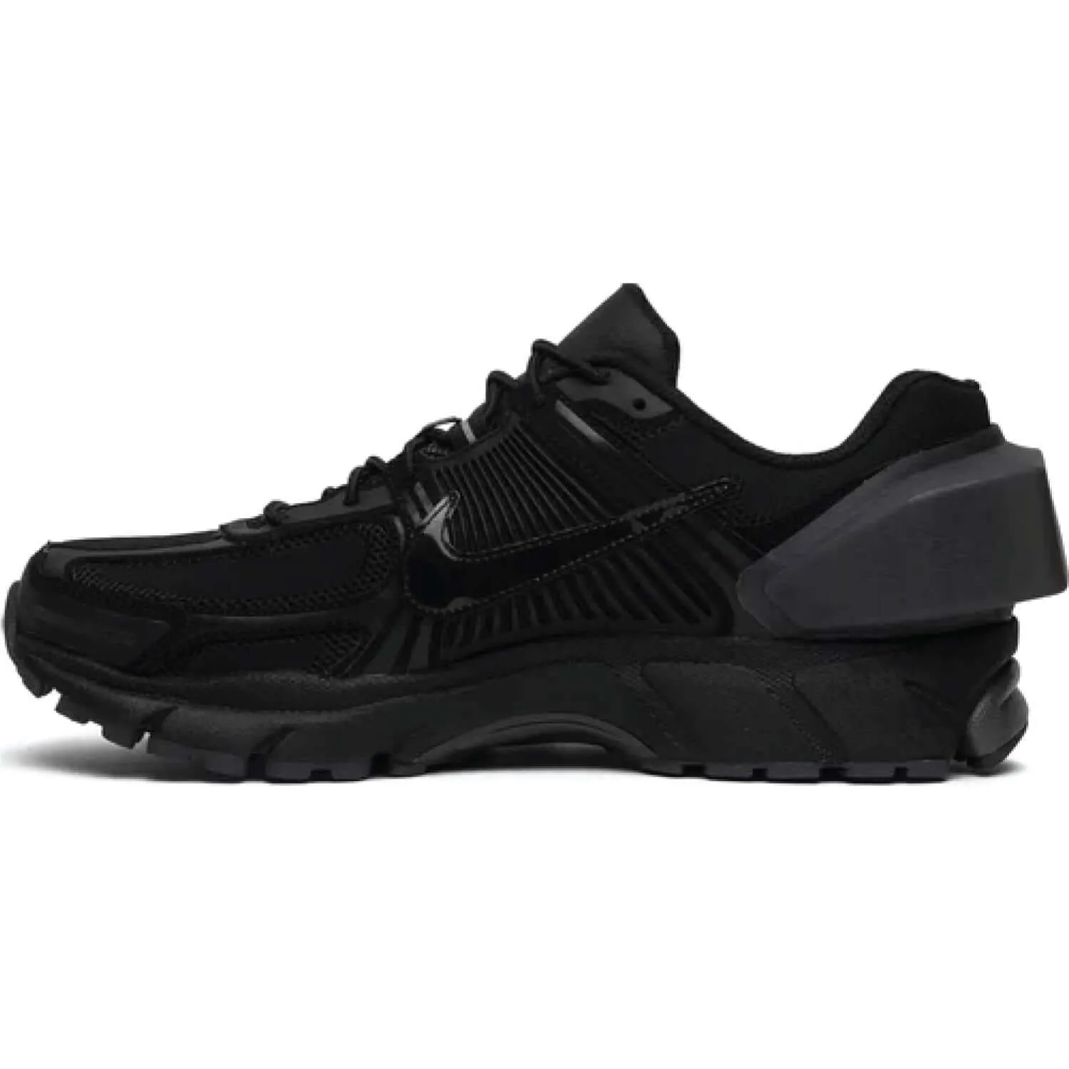 A-Cold-Wall* x Air Zoom Vomero 5 'Black'