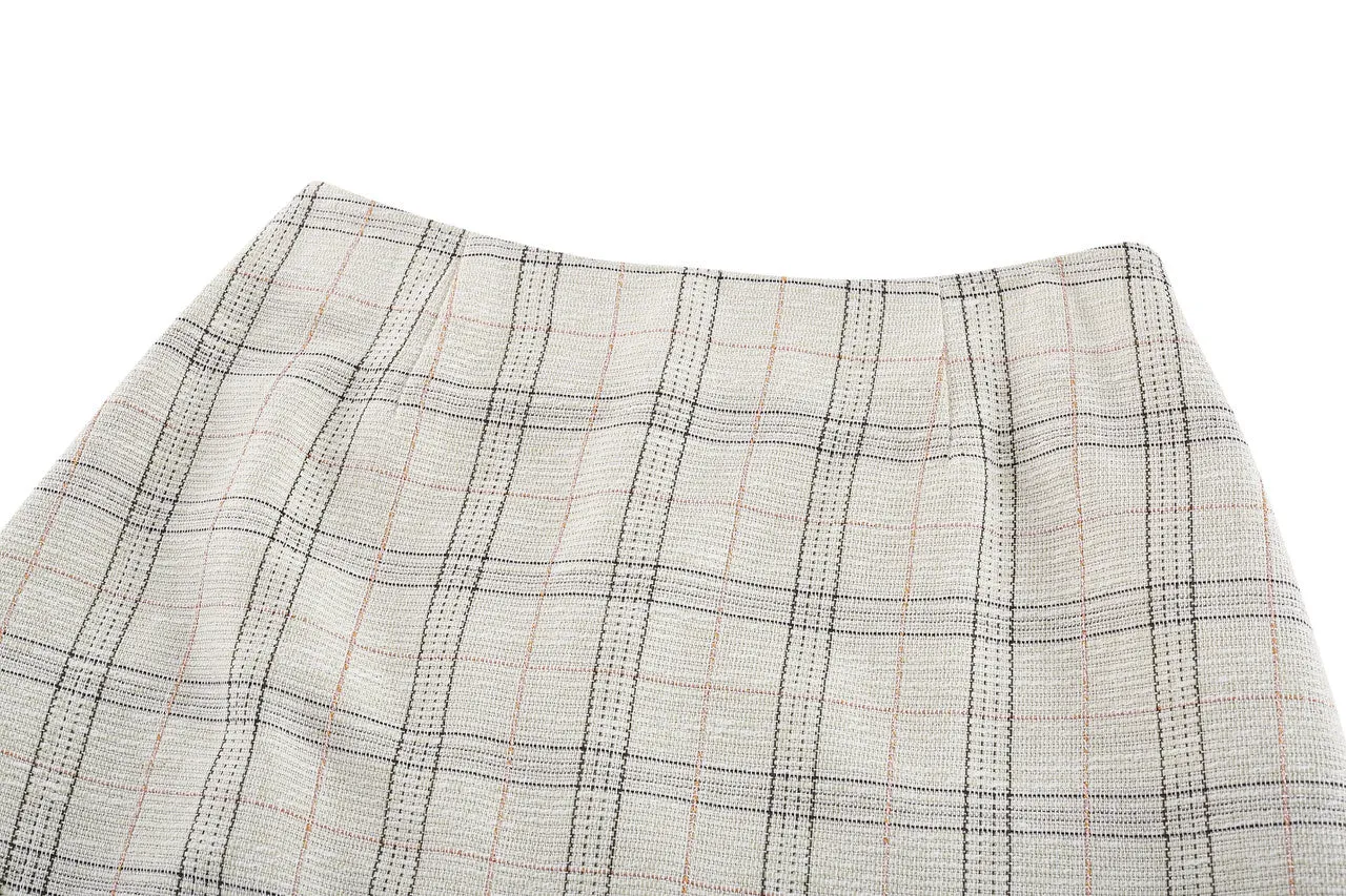 A-Line Wrapped Skirt in  Plaid Checks