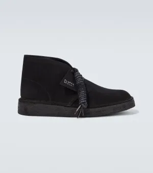 Desert Coal Clarks Originals Suede Boots, Black