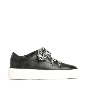 Eos Trinsic Black Sneaker