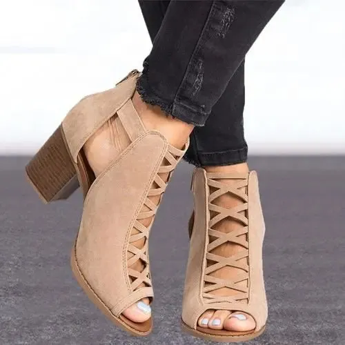 Eulalie - Strappy Sandals with Chunky Heel