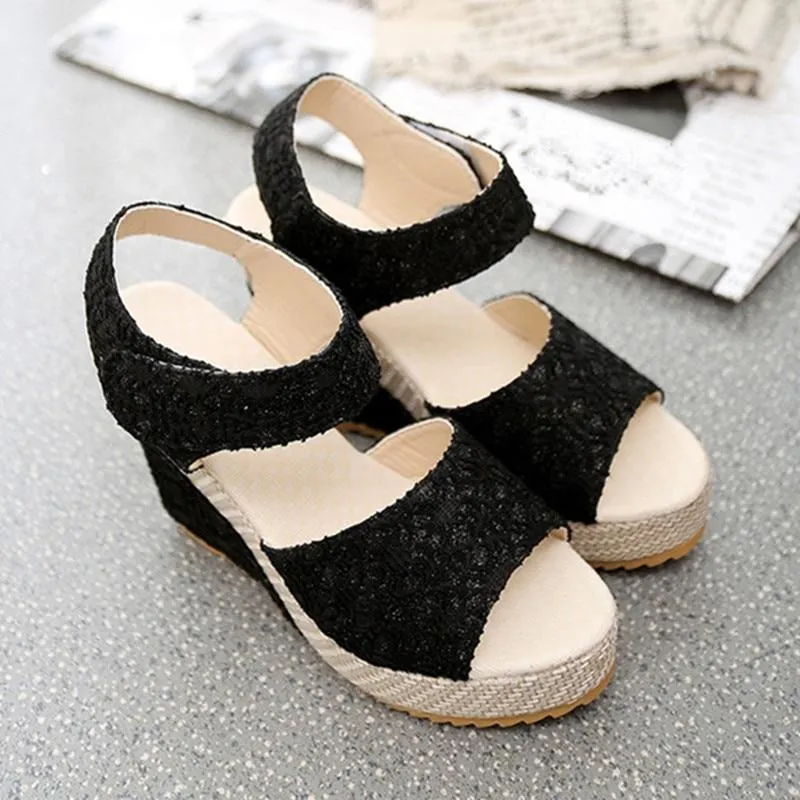 Stylish Pretty Lace Peep Toe Wedge Sandals